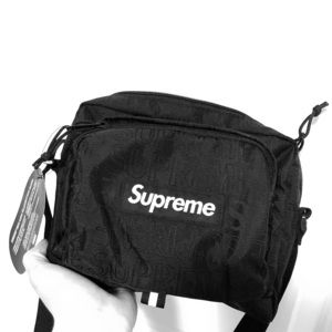 SS19 SUPREME Shoulder Bag